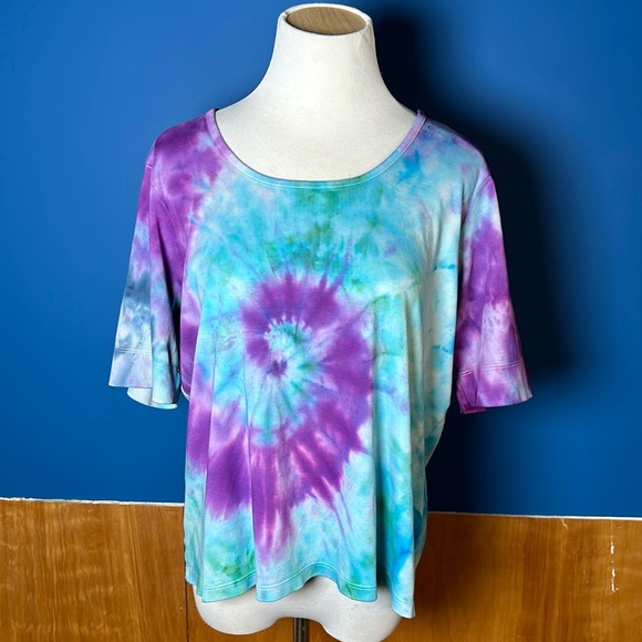 JRSDesignsltd Tops - Tye dye t-shirt